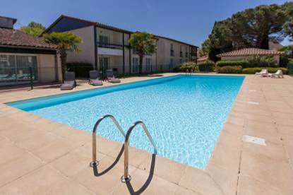 Aparthotel Les Pins Galants 3*